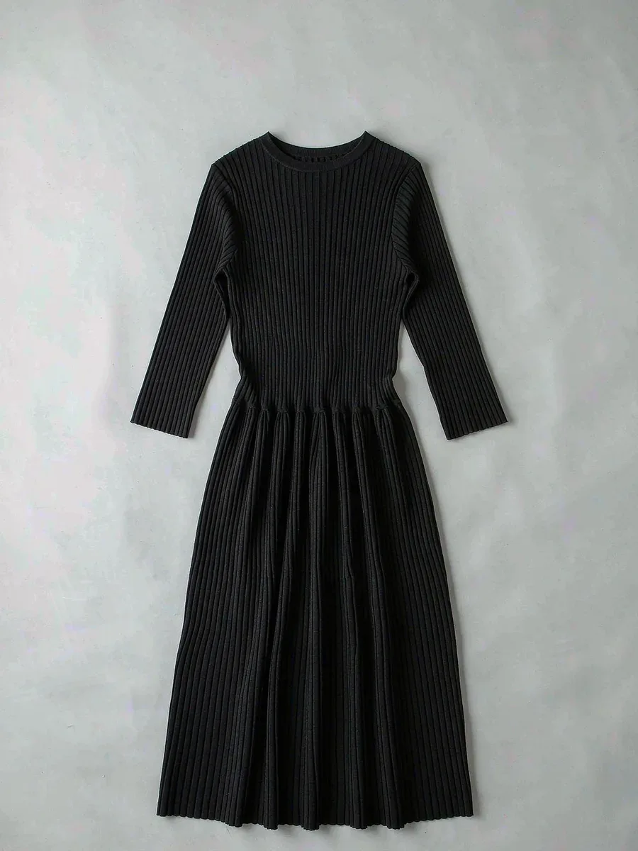 Ribbed Knit Midi Dress